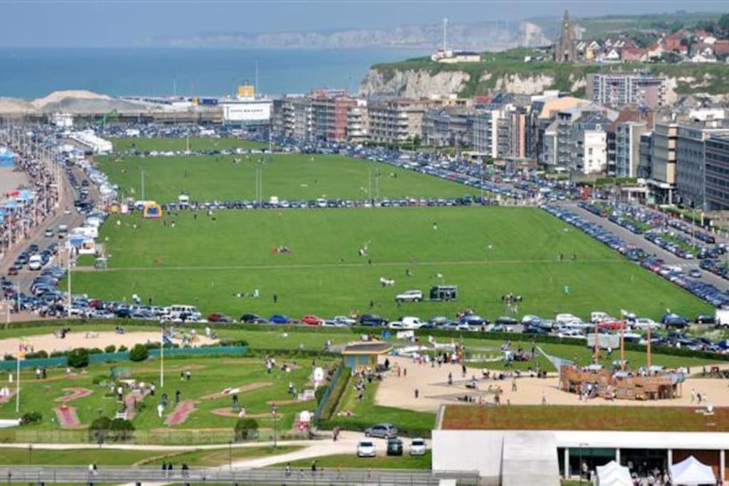 En Famille A Dieppe By Holidieppe Ngoại thất bức ảnh